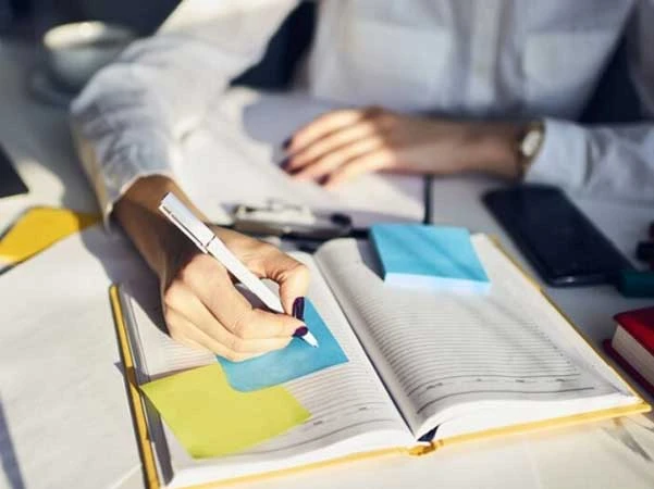 Điều khoản và điều kiện